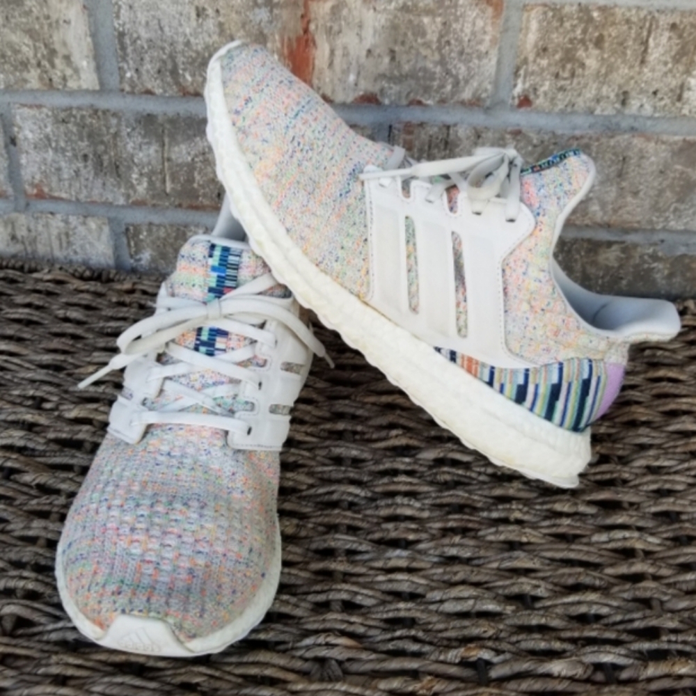 ADIDAS UltraBoost F34079 WHITE MULTIColor Sneakers (Women8.5) Running Shoes